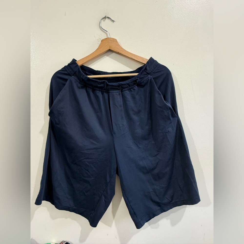 lululemon athletica Men's Navy Athletic Shorts